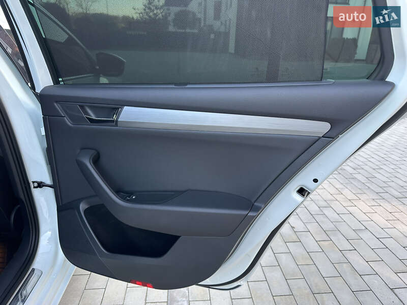 Универсал Skoda Superb 2016 в Умани фото 33 Универсал Skoda Superb 2016 в Умани