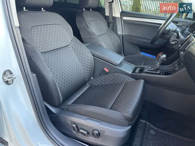 Универсал Skoda Superb 2016 в Умани фото 40 Универсал Skoda Superb 2016 в Умани