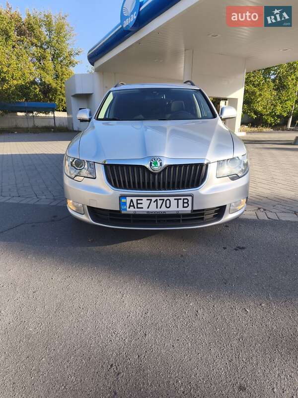 Універсал Skoda Superb 2011 в Дніпрі фото 5 Універсал Skoda Superb 2011 в Дніпрі