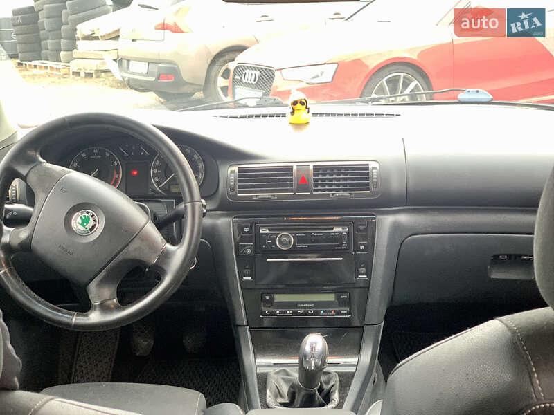 Лифтбек Skoda Superb 2007 в Чернигове