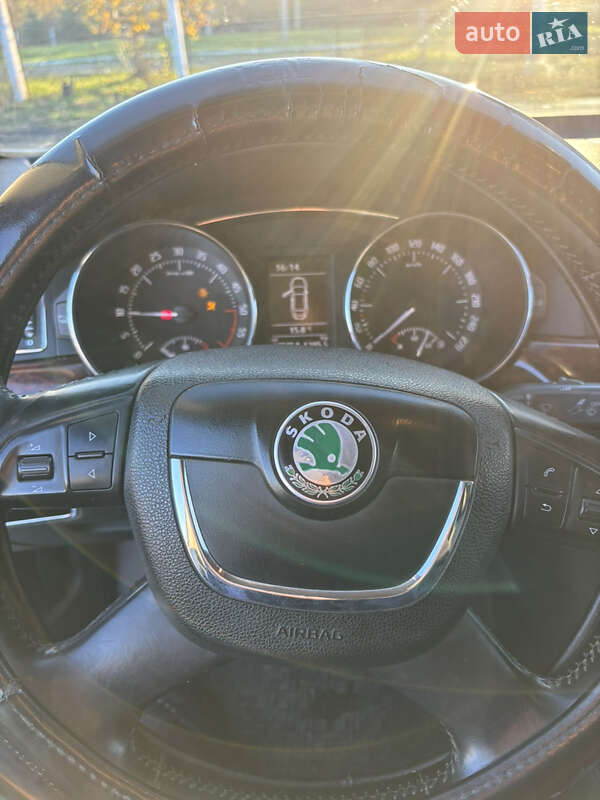 Лифтбек Skoda Superb 2012 в Иршаве фото 3 Лифтбек Skoda Superb 2012 в Иршаве
