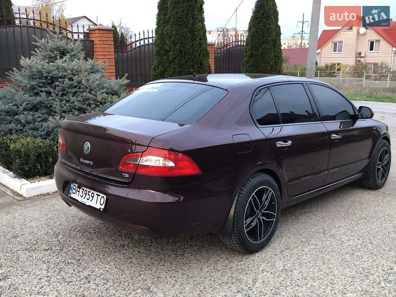 Ліфтбек Skoda Superb 2009 в Теплодарі