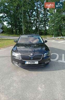 Лифтбек Skoda Superb 2019 в Киеве