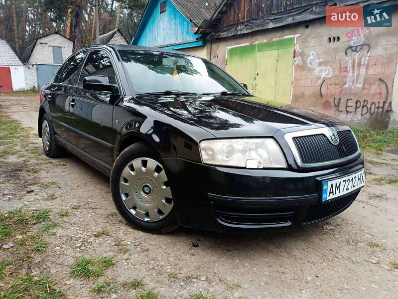 Skoda Superb 2004 Skoda Superb 2004