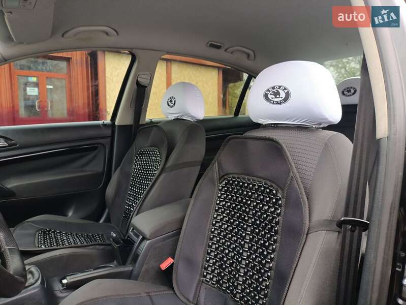 Лифтбек Skoda Superb 2004 в Житомире