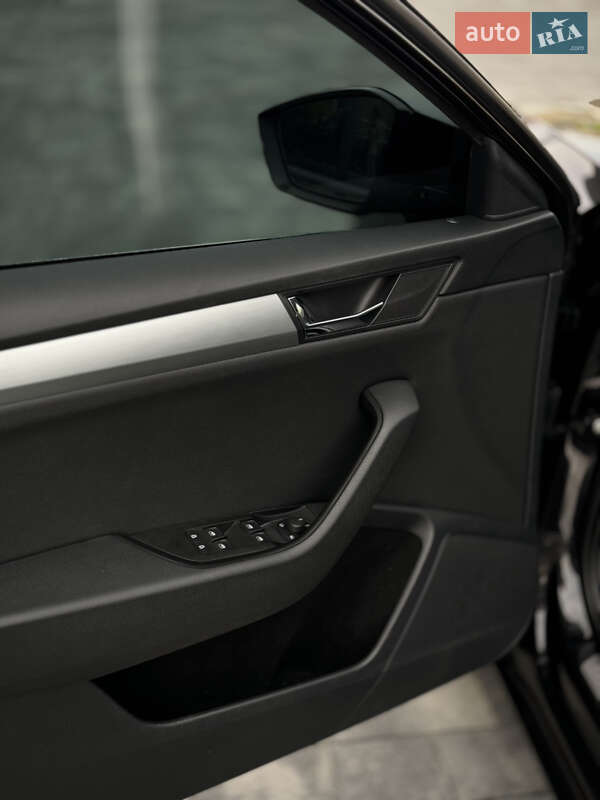 Універсал Skoda Superb 2018 в Мукачевому