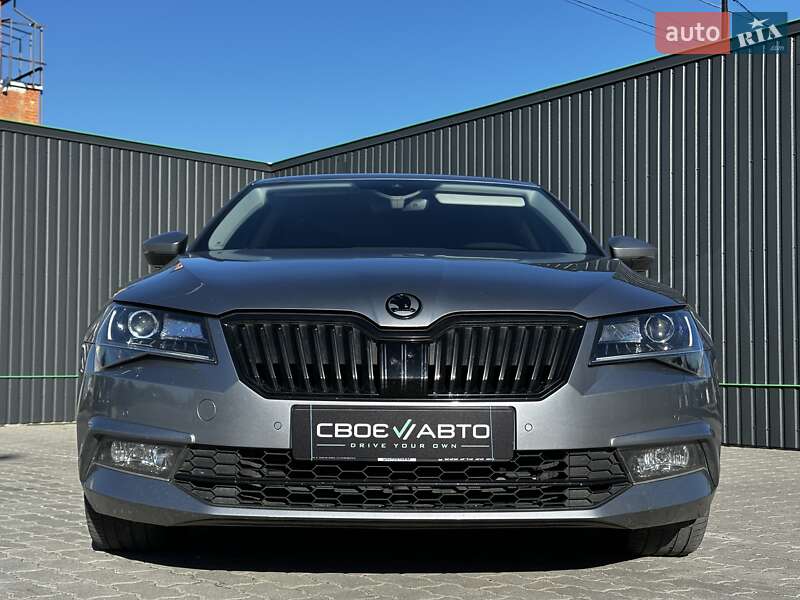 Лифтбек Skoda Superb 2017 в Львове