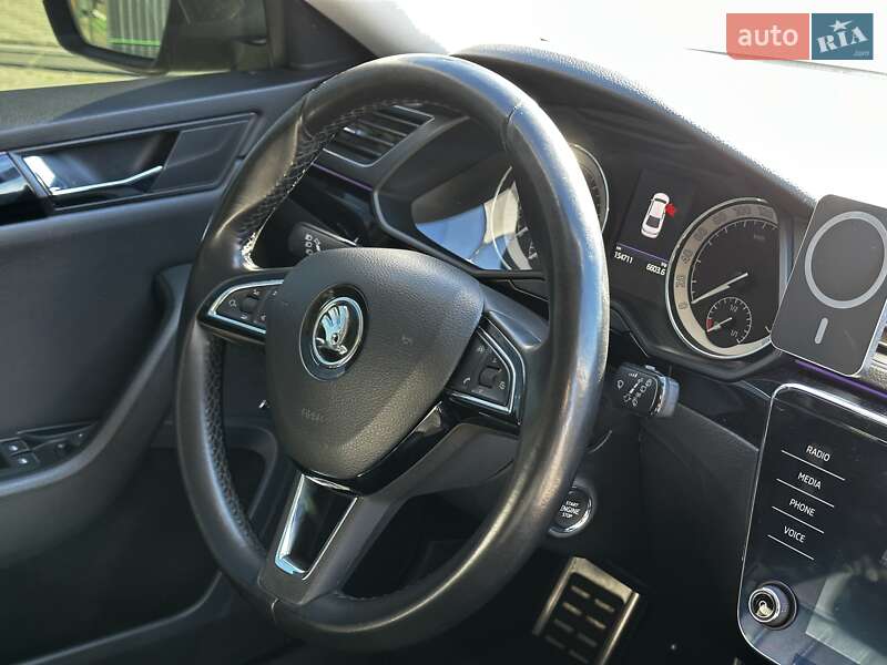 Лифтбек Skoda Superb 2017 в Львове