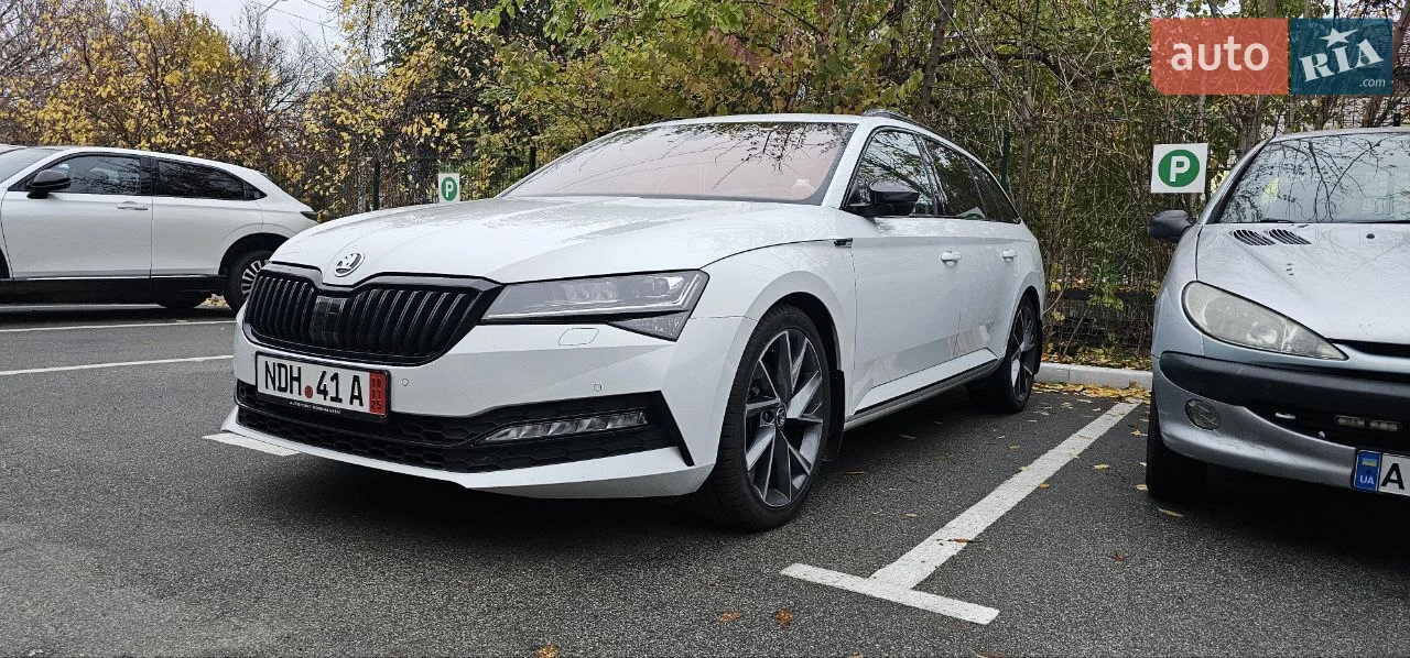 2019 Skoda Superb - мініатюра 23