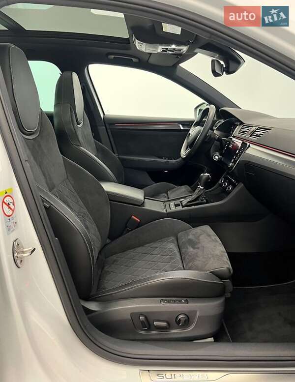 Універсал Skoda Superb 2020 в Вишгороді