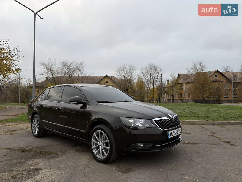 Ліфтбек Skoda Superb 2013 в Кривому Розі фото 4 Ліфтбек Skoda Superb 2013 в Кривому Розі