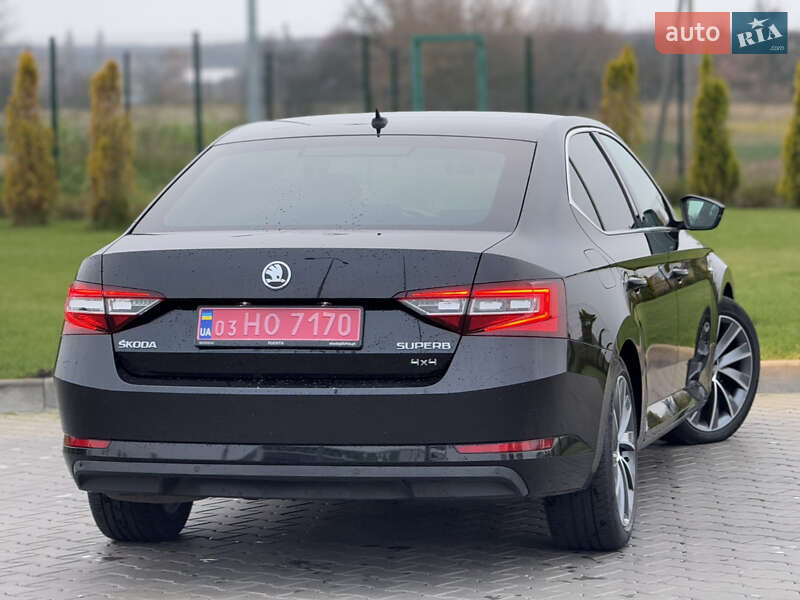 Лифтбек Skoda Superb 2017 в Луцке