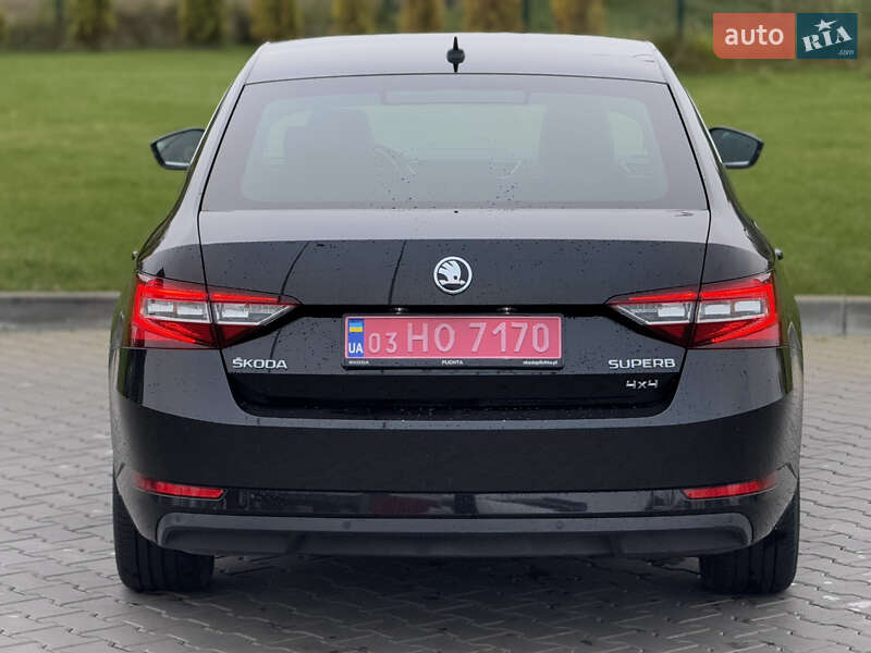 Лифтбек Skoda Superb 2017 в Луцке