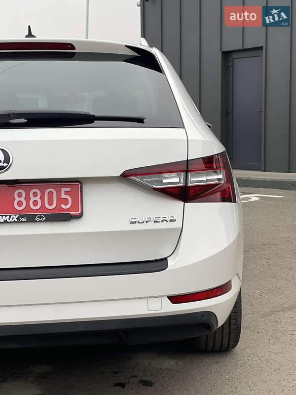 Универсал Skoda Superb 2016 в Радивилове