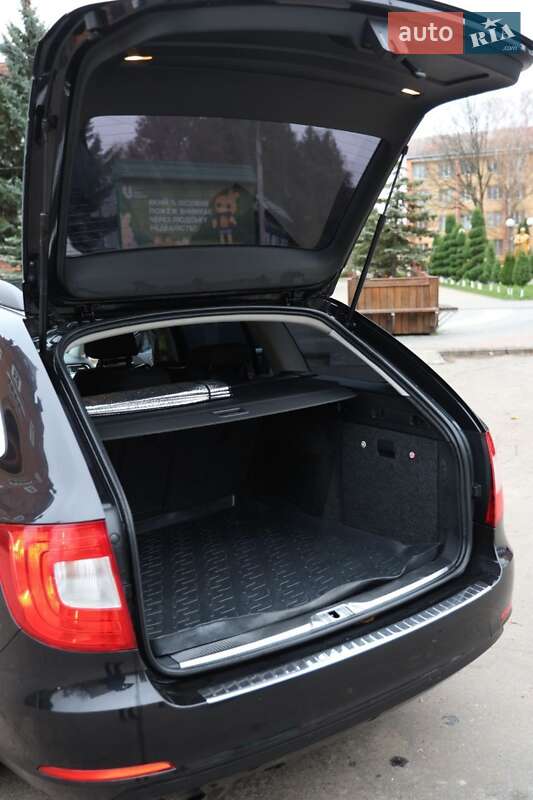 Универсал Skoda Superb 2012 в Виннице