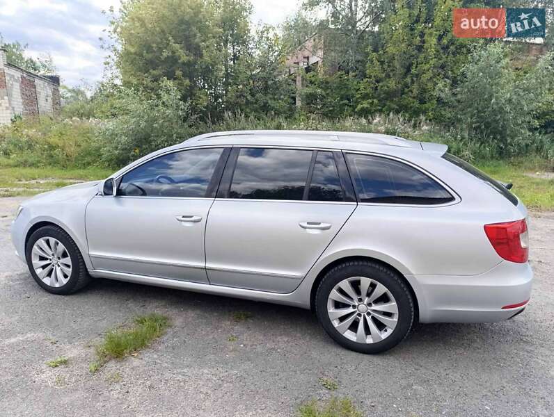 Універсал Skoda Superb 2013 в Ковелі