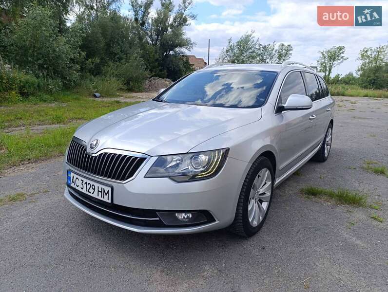Універсал Skoda Superb 2013 в Ковелі