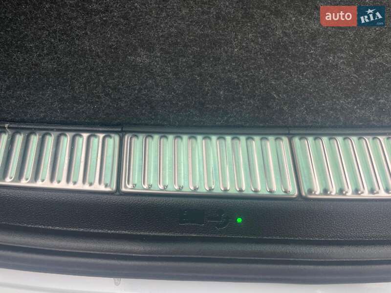 Универсал Skoda Superb 2020 в Кропивницком фото 36 Универсал Skoda Superb 2020 в Кропивницком