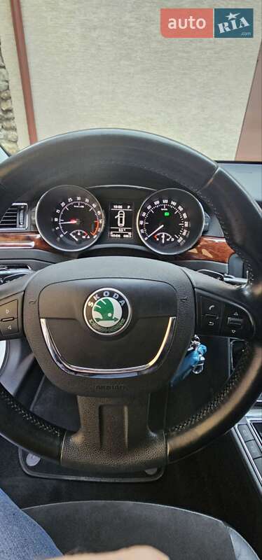 Універсал Skoda Superb 2012 в Тернополі