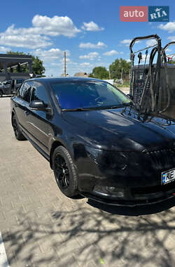 Лифтбек Skoda Superb 2012 в Кривом Роге