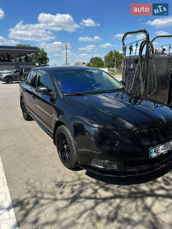 Skoda Superb 2012 Skoda Superb 2012