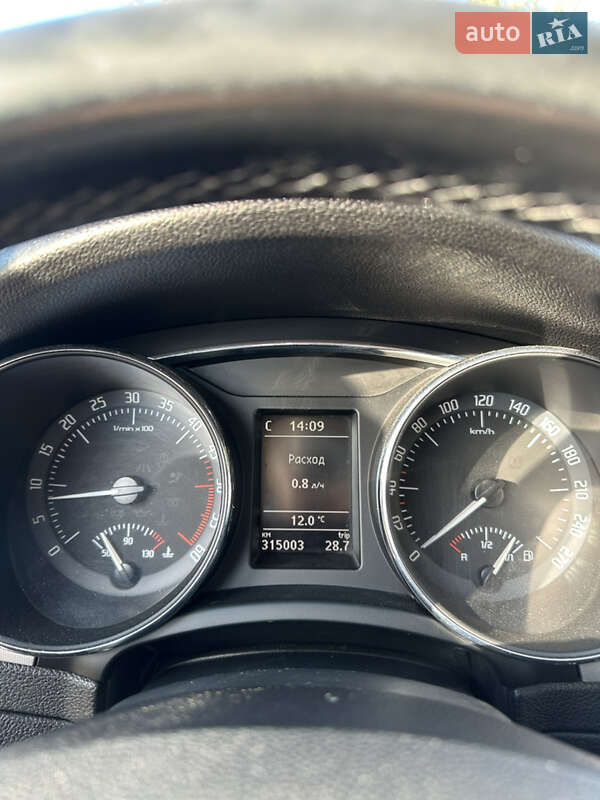 Універсал Skoda Superb 2011 в Мукачевому фото 14 Універсал Skoda Superb 2011 в Мукачевому