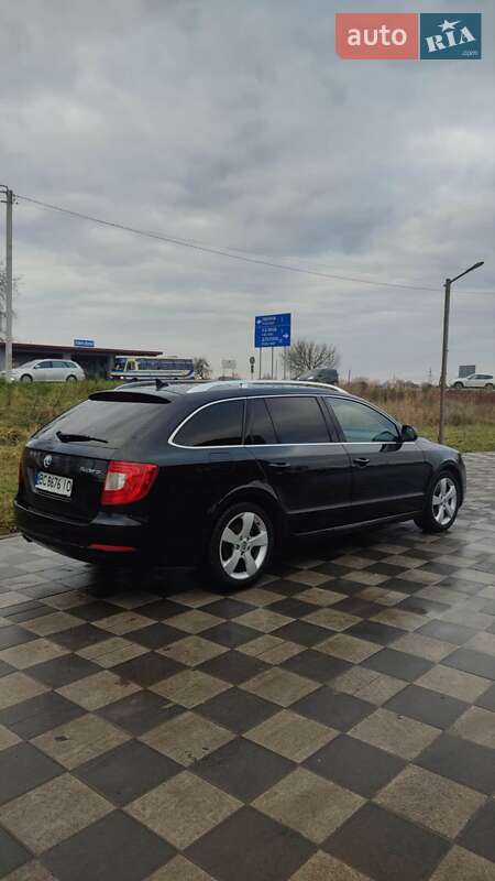 Універсал Skoda Superb 2012 в Самборі