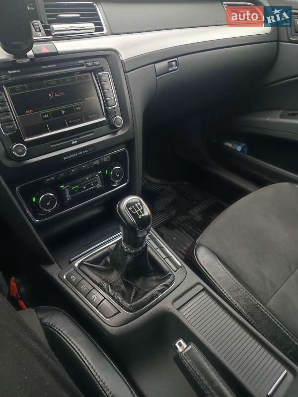 Універсал Skoda Superb 2012 в Самборі