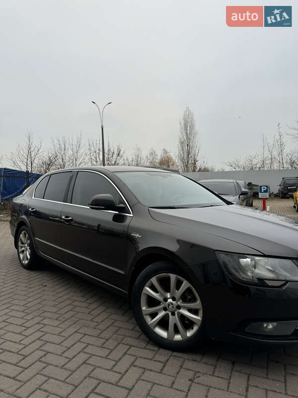Ліфтбек Skoda Superb 2014 в Києві