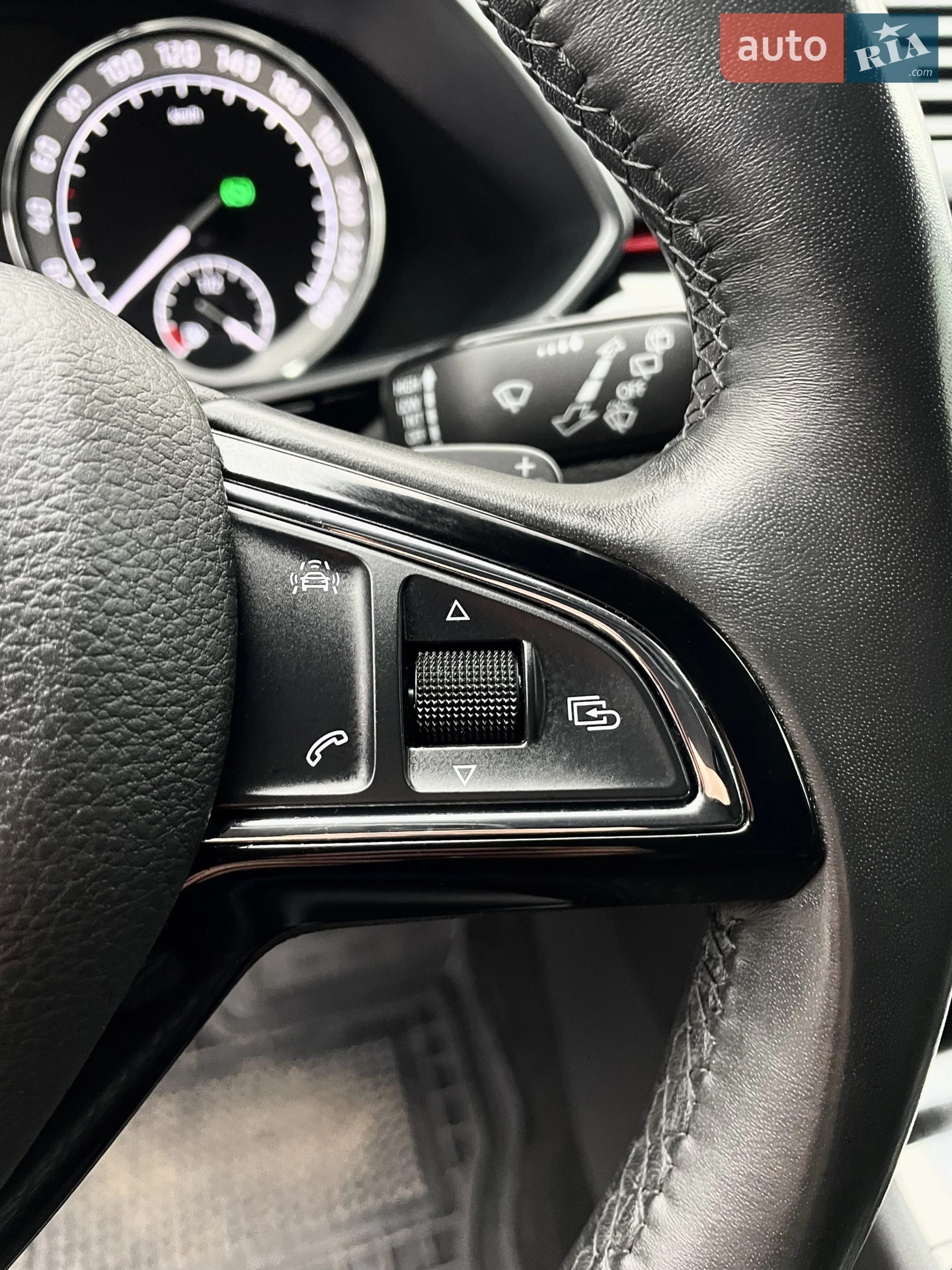 2017 Skoda Superb - мініатюра 31