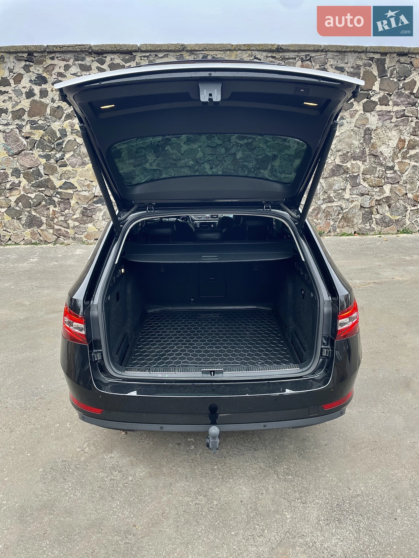 2017 Skoda Superb - мініатюра 43