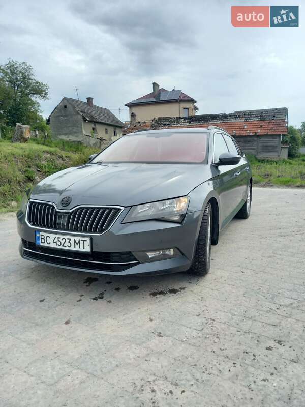 Універсал Skoda Superb 2015 в Львові фото 2 Універсал Skoda Superb 2015 в Львові