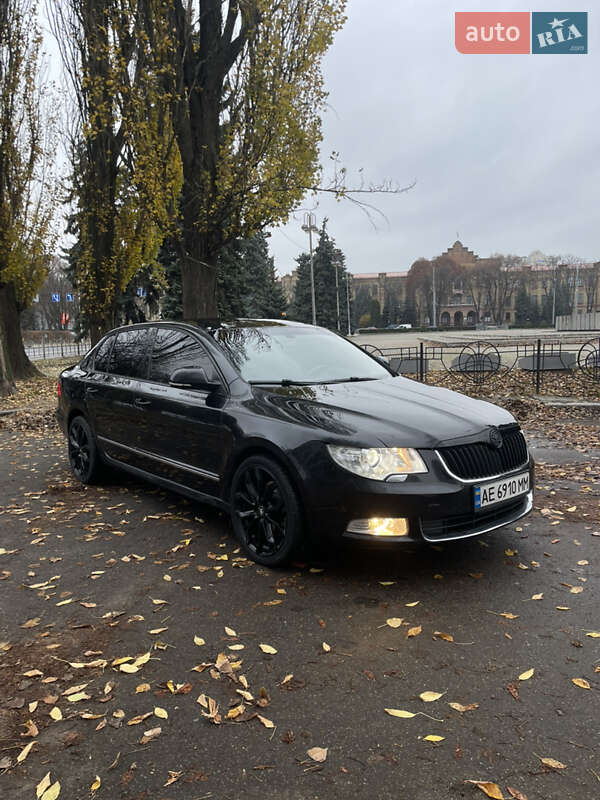 Лифтбек Skoda Superb 2009 в Киеве