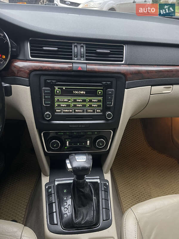 Лифтбек Skoda Superb 2009 в Киеве