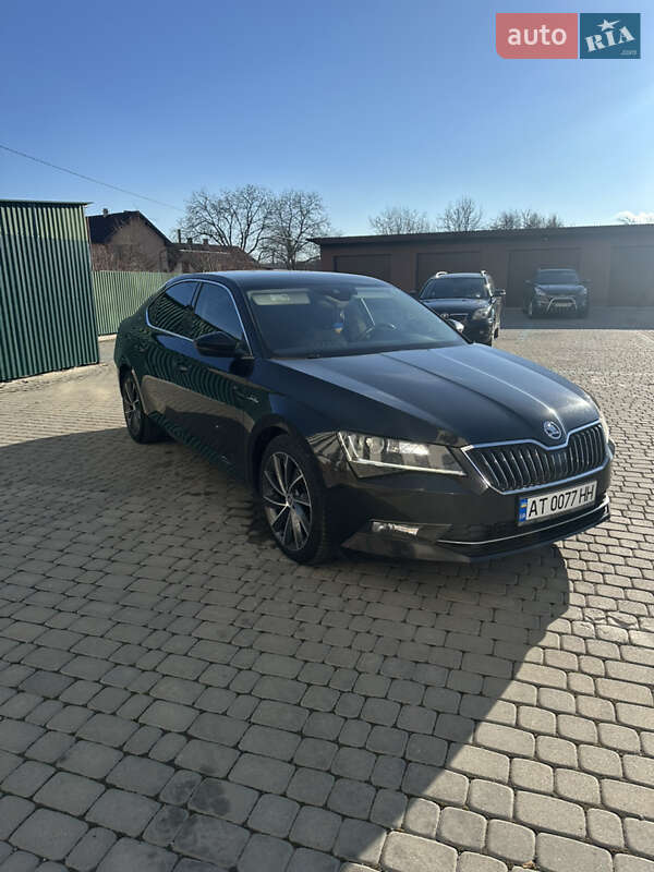 Ліфтбек Skoda Superb 2016 в Надвірній фото 3 Ліфтбек Skoda Superb 2016 в Надвірній