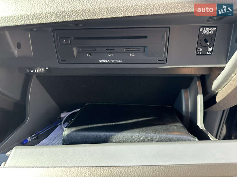Ліфтбек Skoda Superb 2016 в Надвірній фото 22 Ліфтбек Skoda Superb 2016 в Надвірній
