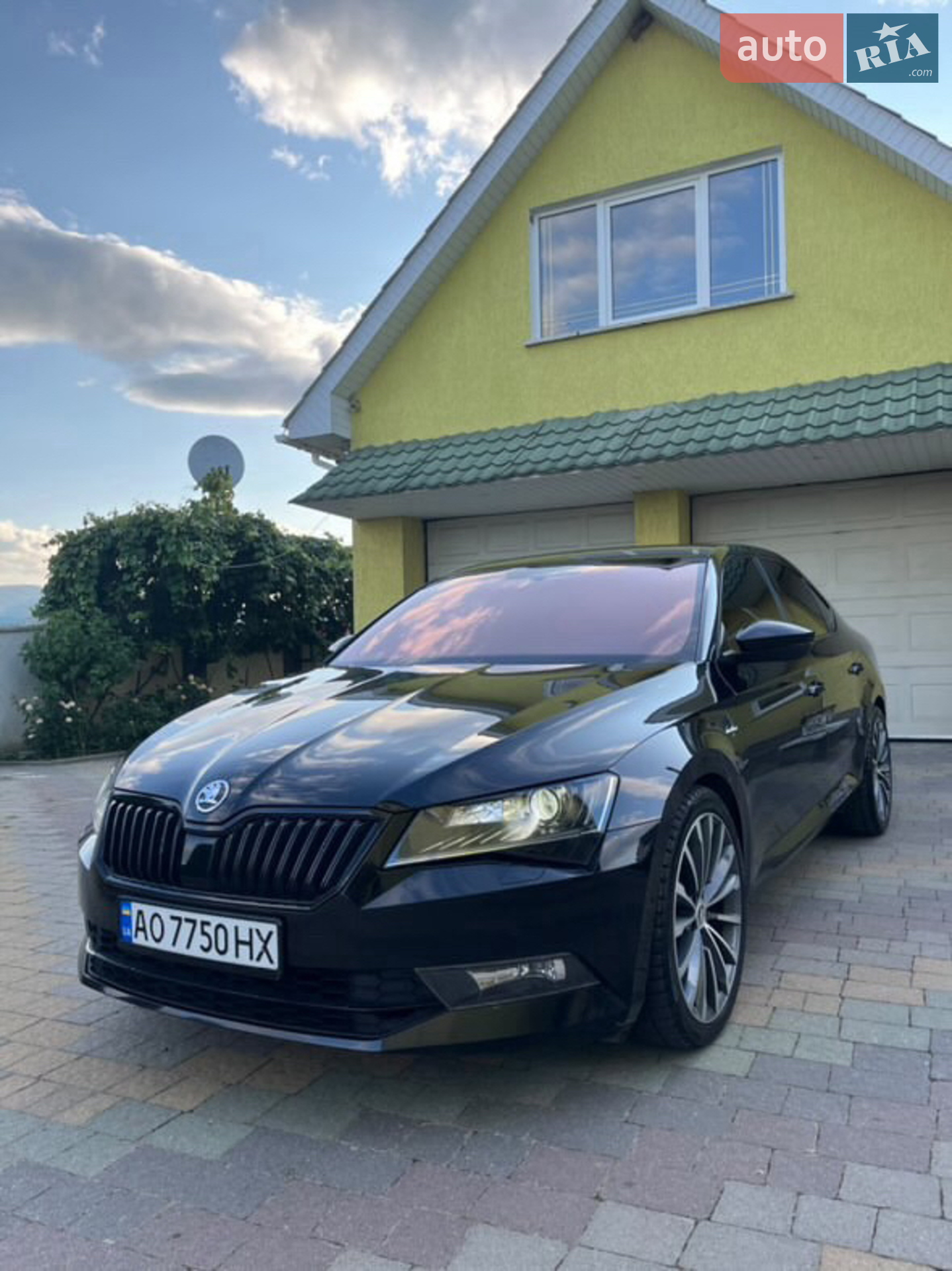 2016 Skoda Superb - мініатюра 2