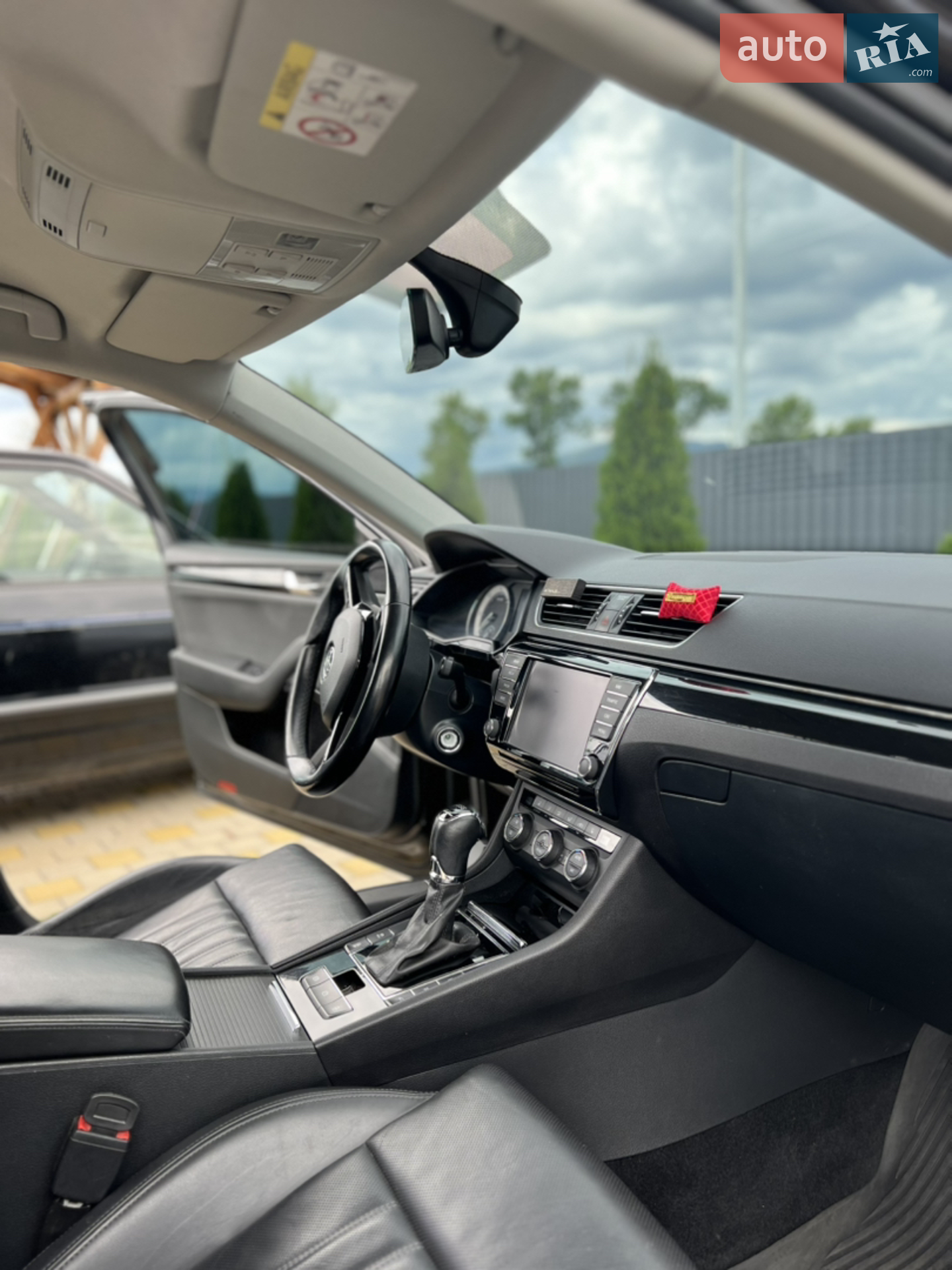 2016 Skoda Superb - мініатюра 3