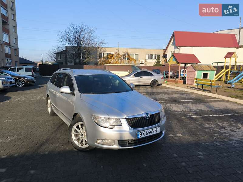 Skoda Superb 2010 Skoda Superb 2010