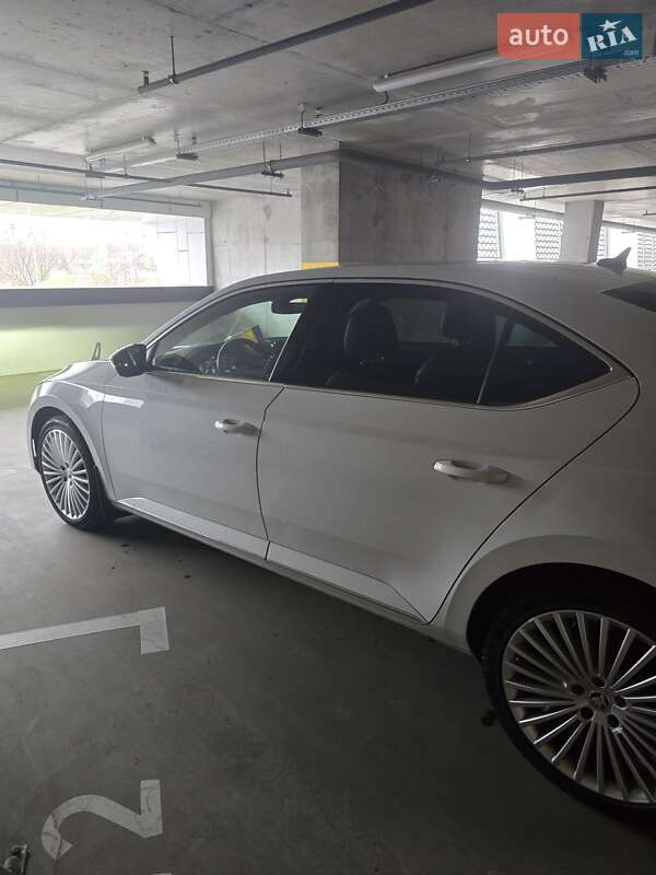 Ліфтбек Skoda Superb 2022 в Києві фото 2 Ліфтбек Skoda Superb 2022 в Києві