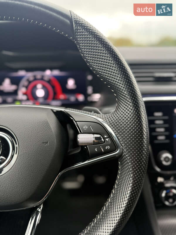 Лифтбек Skoda Superb 2021 в Луцке