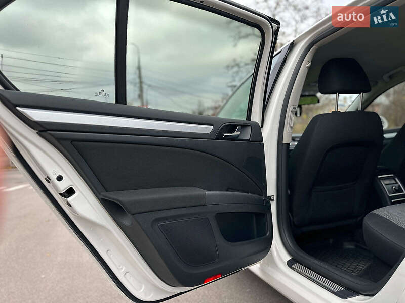 Лифтбек Skoda Superb 2012 в Виннице фото 21 Лифтбек Skoda Superb 2012 в Виннице