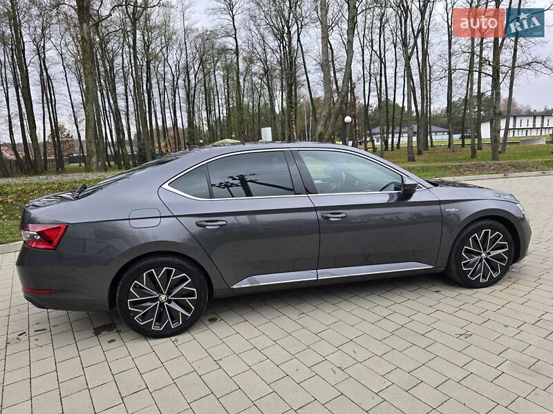 Ліфтбек Skoda Superb 2021 в Ковелі