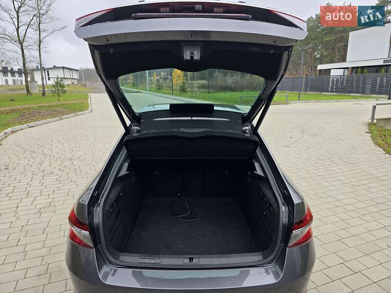 Ліфтбек Skoda Superb 2021 в Ковелі