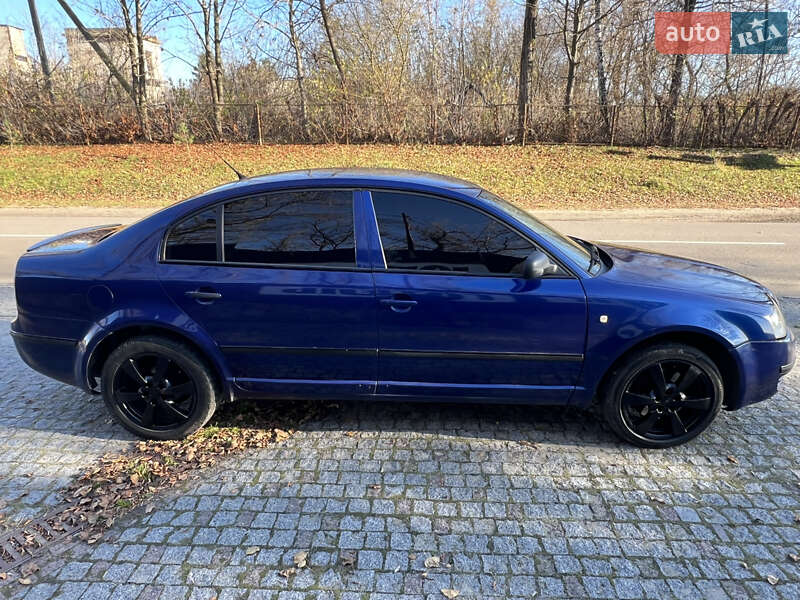 Ліфтбек Skoda Superb 2003 в Львові фото 16 Ліфтбек Skoda Superb 2003 в Львові