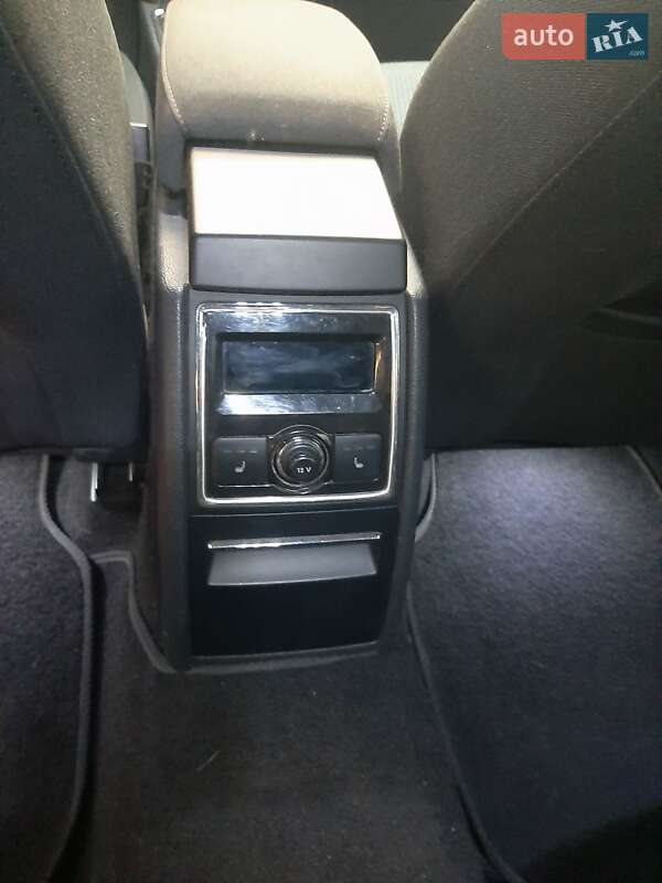 Универсал Skoda Superb 2012 в Киеве