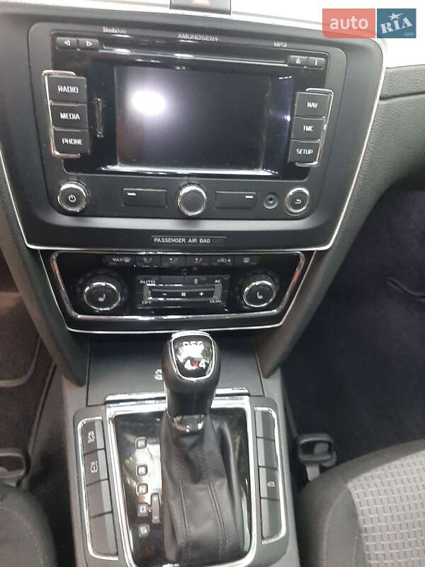 Универсал Skoda Superb 2012 в Киеве