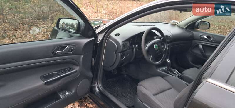 Ліфтбек Skoda Superb 2004 в Києві