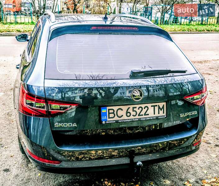 Універсал Skoda Superb 2017 в Львові фото 4 Універсал Skoda Superb 2017 в Львові