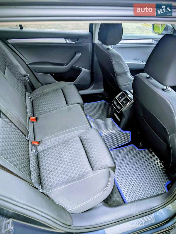 Універсал Skoda Superb 2017 в Львові фото 22 Універсал Skoda Superb 2017 в Львові